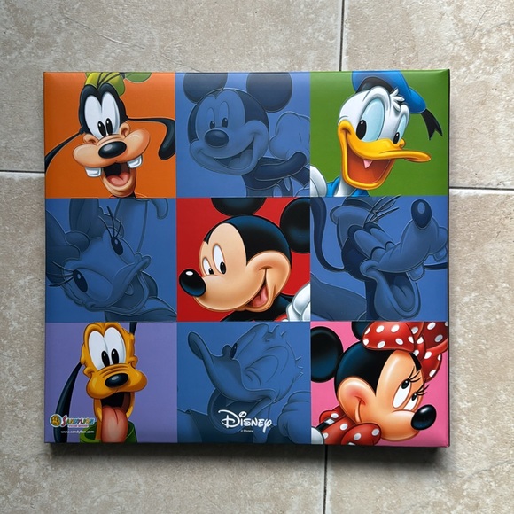 Disney scrapbook - Picture 4 of 6